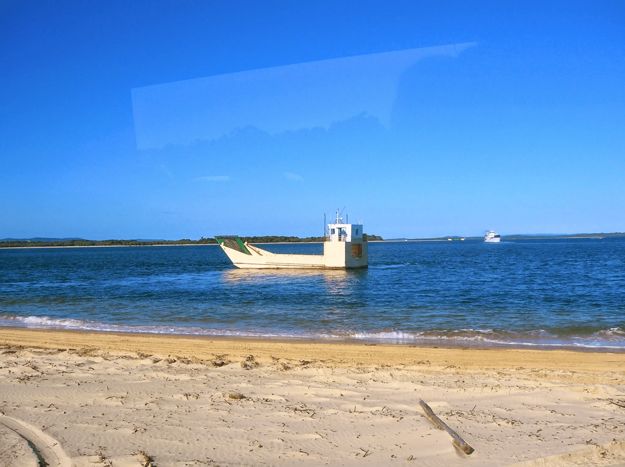 A ferry at the beach in Fraser Island