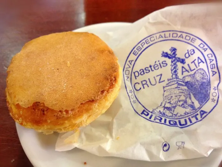 pasteis da cruz alta in piriquita, sintra