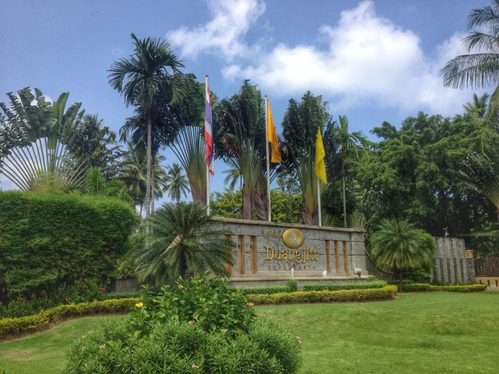 duangjitt resort entrance