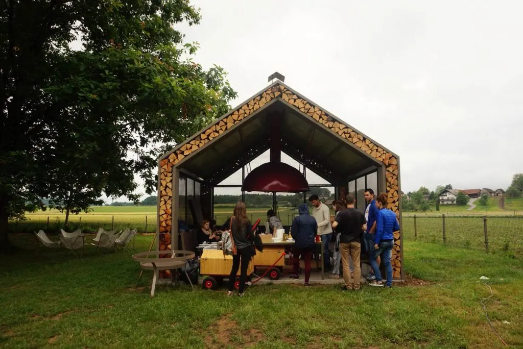 A long weekend in Slovenia at Big Berry Camp: the newly-built barbecue house is such a nice add-on!