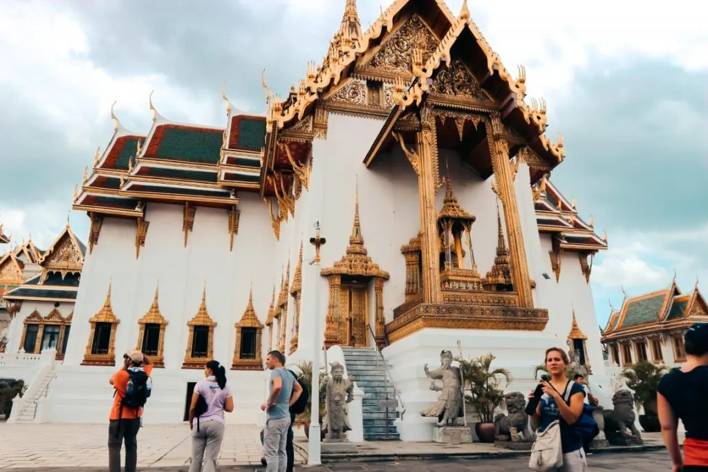 A white and gold Thai temple