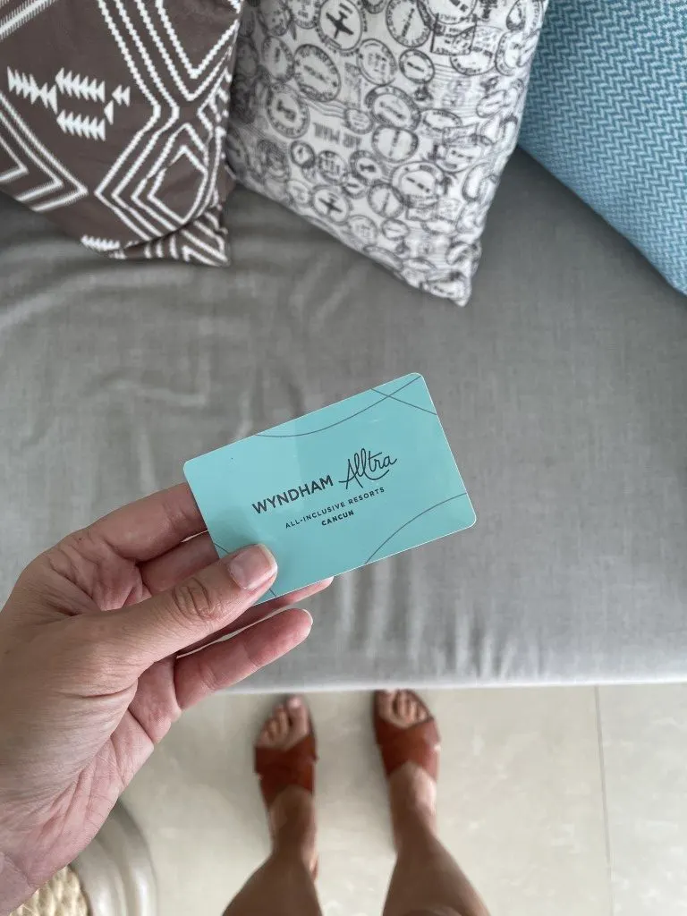 Wyndham Alltra Cancun room card