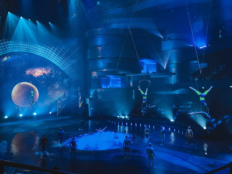 The aquatic stage of La Perle Show, with acrobats and dancers