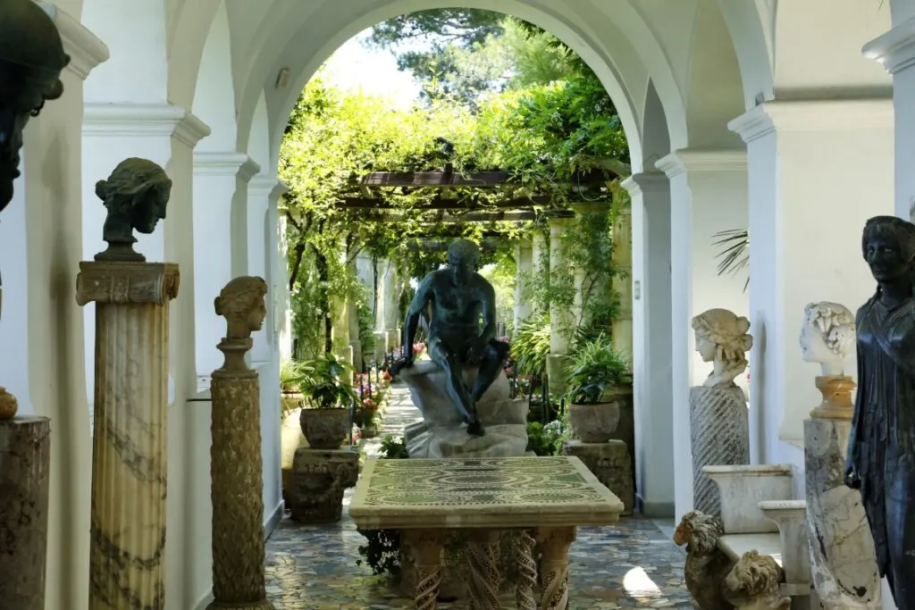 Sculptures in a patio in Villa San Michele